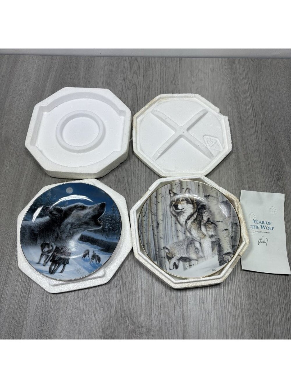 2 Wolf Collectable Plate Lot "Broken Silence" & "Midnight Harmony" Kevin Daniel